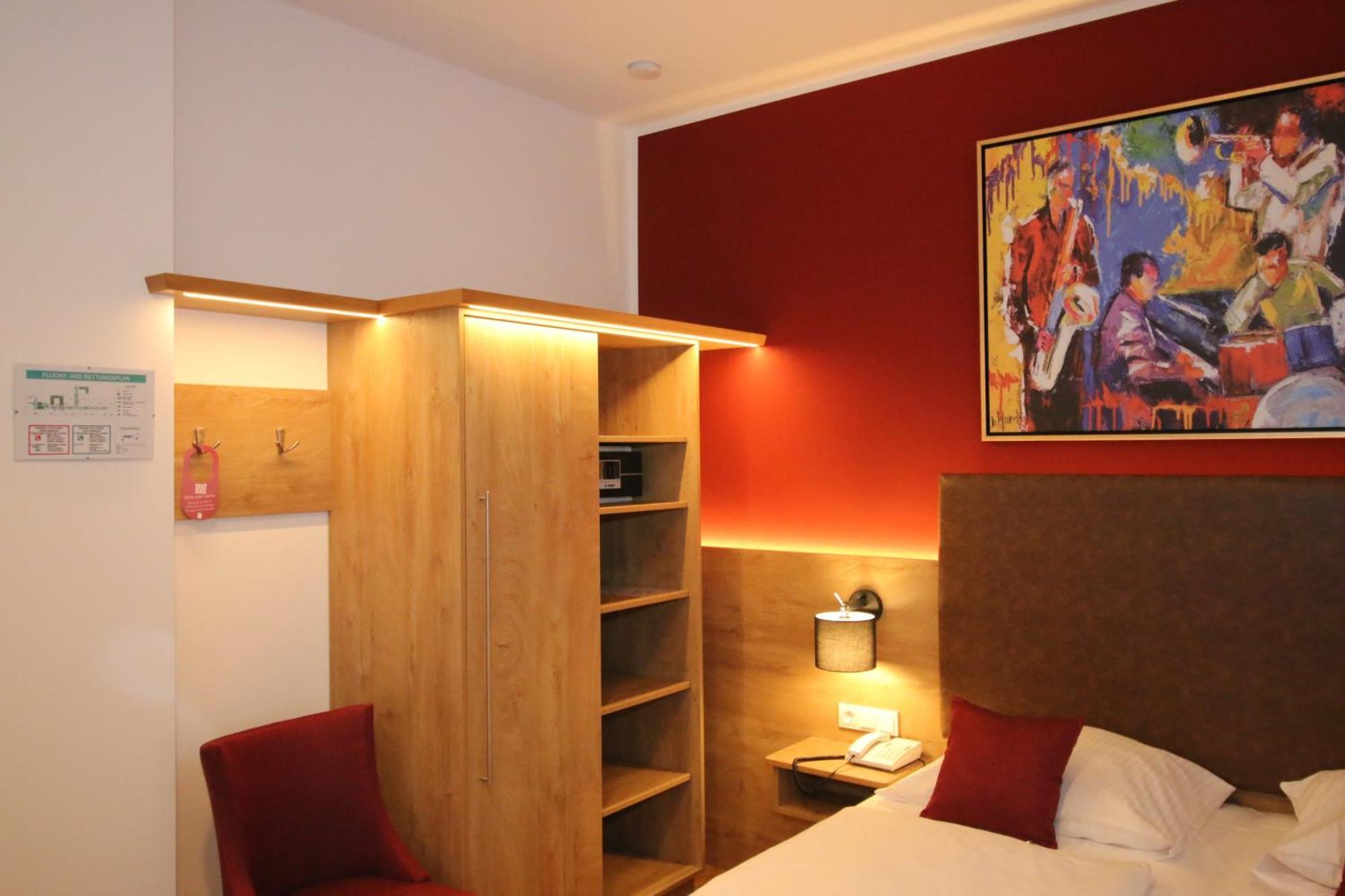 Hotel Trapp Ruedesheim am Rhein Phòng bức ảnh